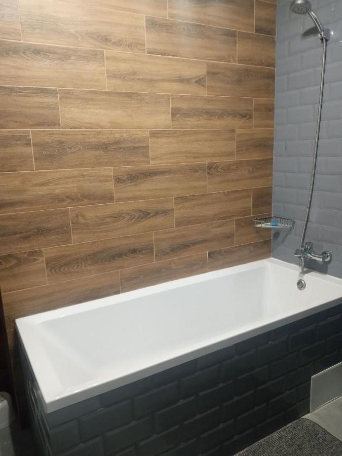 Apartament Yescity! Uzhhorod Exterior foto